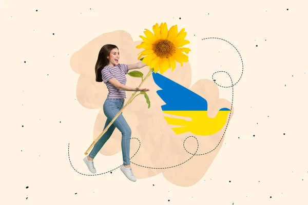 Kreativní Umělecké Šablony Koláž Vzrušené Dáma Běží Rostoucí Ukrajinské Slunečnice — Stock fotografie