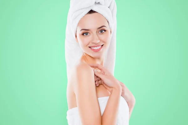 Portrait Cute Half Turned Woman Shower Turban Head Showing Perfect — Stock Photo, Image