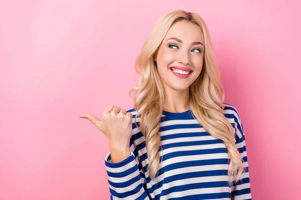 Portrait Gorgeous Positive Girl Wavy Hairstyle Striped Pullover Directing Look — Stock Photo, Image