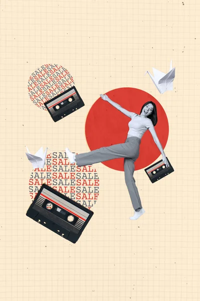 Verticale Poster Collage Van Funky Gekke Meisje Wandelen Supermarkt Luisteren — Stockfoto