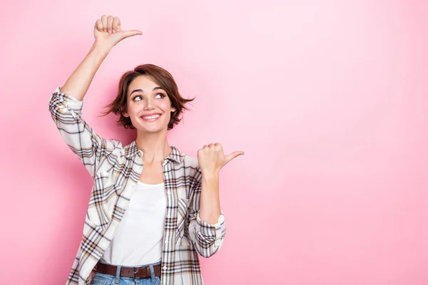 Photo Excited Dreamy Woman Dressed Plaid Shirt Looking Showing Two — Stock Photo, Image