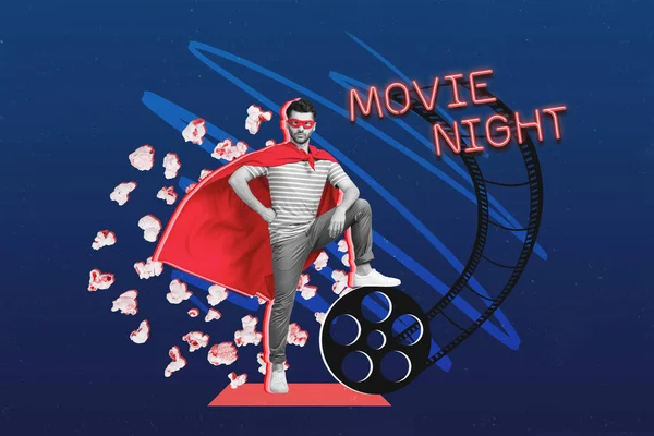 黒の白い効果のコラージュイメージスーパー男はマスクケープ映画夜のポスターレトロなテープ黒青の背景に孤立ポップコーンを飛んで — ストック写真