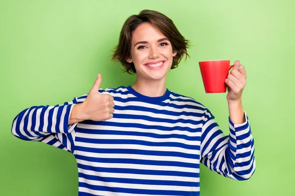 Photo Lovely Woman Bob Hairstyle Sailor Shirt Hold Cup Cappuccino — Stock Photo, Image