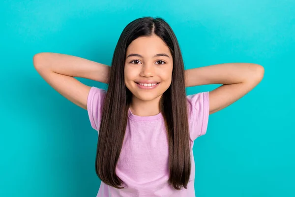 Genç Küçük Kız Portresi Esmer Saç Şekerlemesi Okul Molasından Sonra — Stok fotoğraf