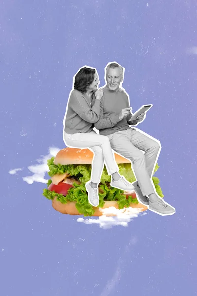 재미있는 생활자 파란색 배경에 온라인 태피웨 햄버거를 소유하고 있습니다 — 스톡 사진