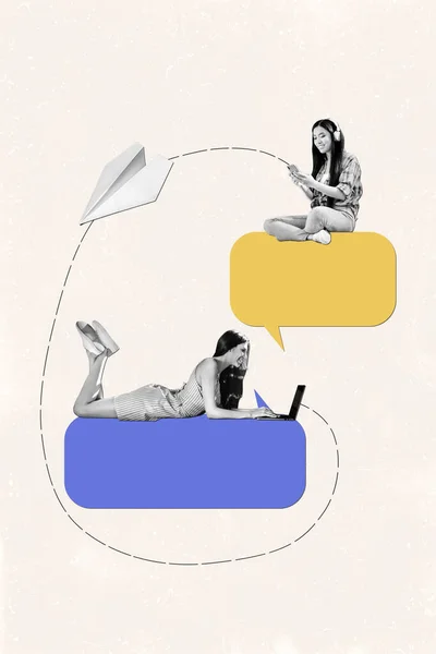 Collage Von Zwei Mädchen Senden Nachrichten Sms Telegramm Papier Flugzeug — Stockfoto