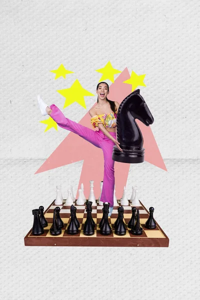 排他的な雑誌の画像スケッチコラージュイメージの興奮屈託のない女性の再生大きな巨大なチェス隔離された創造的な背景 — ストック写真
