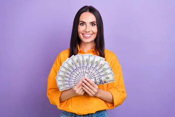 Genç Kadınının Fotoğrafı Ekstra Maaş Alıyor Para Biriktirme Banknotlar Kazanan — Stok fotoğraf