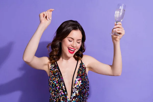 Photo Gorgeous Clubber Girl Hold Champagne Glass Dancing Party Wear — Stock Photo, Image