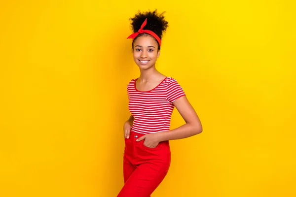 Photo Cute Cheerful Girl Dressed Red Striped Shirt Smiling Hands — Stock Photo, Image