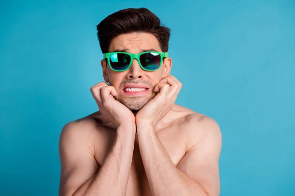 Photo Portrait Handsome Young Guy Frightened Shock Bite Fingers Shirtless — Stock Photo, Image