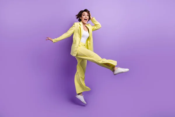 Full Body Photo Woman Lime Color Suit Bob Brown Hair — Stock Photo, Image