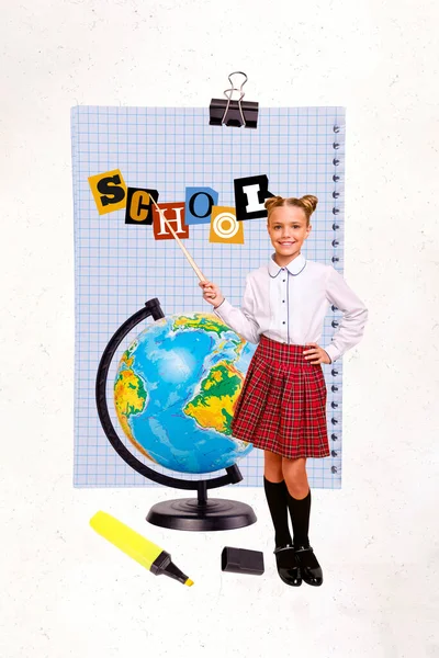 Pionowe Zdjęcie Collage Mini Sprytna Dziewczyna Trzymać Wskaźnik Duża Szkoła — Zdjęcie stockowe