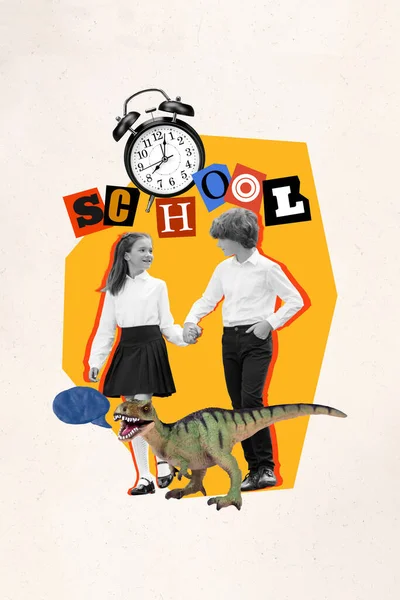 2つの黒い白い効果の縦のコラージュ 子供の学校の制服は歩く恐竜のおもちゃの対話の泡の鐘のリング クロックを話します — ストック写真
