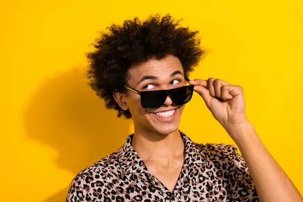 Photo Funny Funky Guy Afro Hairdo Dressed Print Shirt Touch — Stock Photo, Image