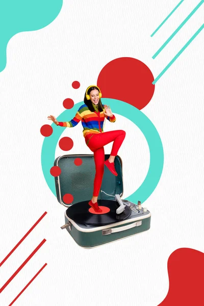 Composición Collage Creativo Baile Descuidado Mujer Joven Escuchar Auriculares Cableados —  Fotos de Stock