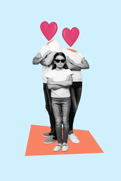 Vertikal Kreativ Collage Tre Roliga Familj Huvudlösa Föräldrar Hjärta Symbol — Stockfoto