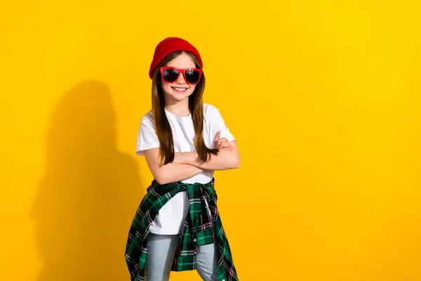 Photo Portrait Cute Small Girl Crossed Arms Sunglass Summer Posing — Stock Photo, Image