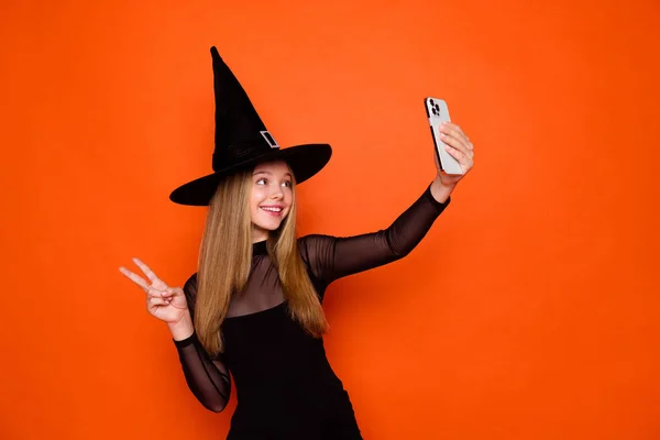 Photo Portrait Pretty Blonde Teenager Girl Selfie Camera Sign Dressed — Stock Photo, Image