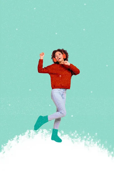 絵画の背景に隔離された新しい年ディスコを踊る楽しい陽気な気取らない少女のポストカードパンフレットのコラージュ — ストック写真