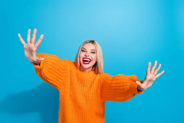 Photo Optimistic Overjoyed Person Blond Hairdo Wear Knit Orange Jumper — Stock Photo, Image
