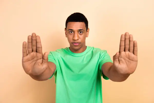 Foto Portret Van Knappe Jonge Mannelijke Stretch Handen Stop Gebaar — Stockfoto