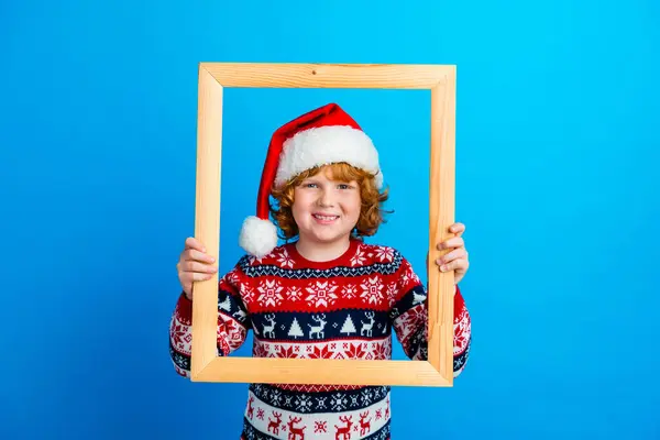 Photo Cheerful Sweet Small Boy Wear Ornament Sweater Xmas Hat — Stock Photo, Image