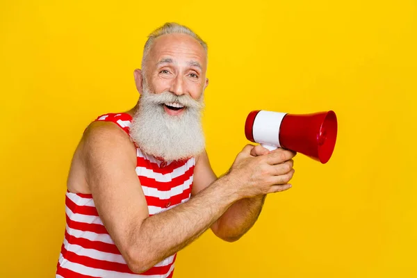 Photo Positive Happy Grandfather Wearing Striped Swimsuit Annonce Information Summer — Stock Photo, Image