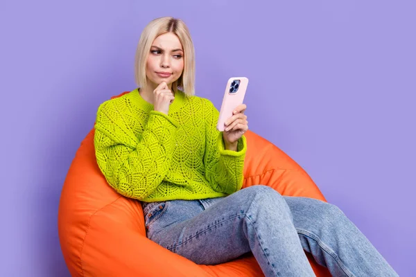 Photo Suspicious Pretty Lady Wear Green Pullover Reading News Modern — Stock Photo, Image