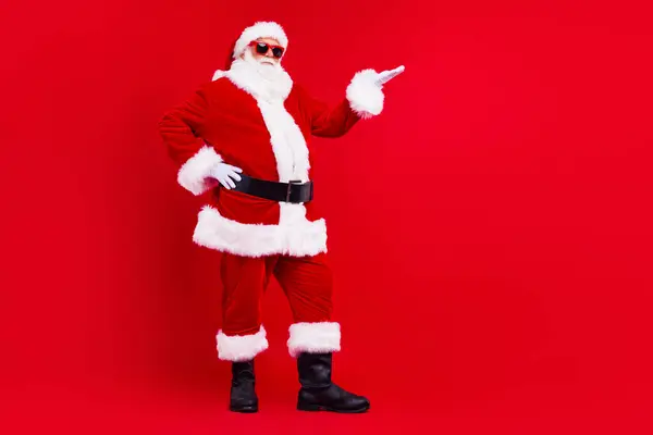 Plná Délka Fotografie Cool Veselý Santa Claus Bílými Vousy Slunečním — Stock fotografie