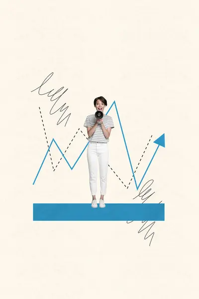 立っている縦の創造的なポスターのコラージュのイメージ 若い女性の話のスピーカーは動的グラフィック増加の利益のビジネスを示します — ストック写真