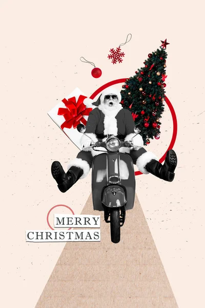 Noel Baba Nın Birleşik Kolaj Resmi Scooter Binerken Yılbaşı Hediyesi — Stok fotoğraf