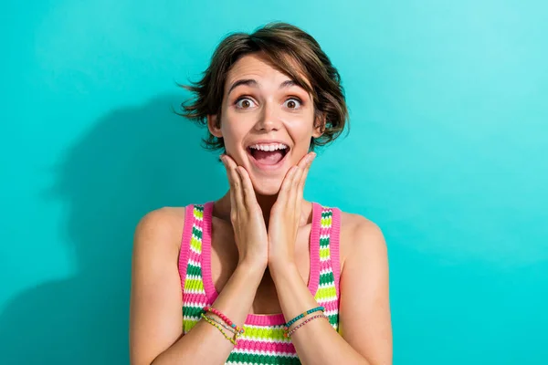 Photo Portrait Funny Stunned Lady Holding Arms Cheeks Open Mouth — Stock Photo, Image