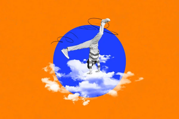 横の写真アートワークグラフィック 創造的な背景に空の雲の間でダンスを踊る小さな子供の少女のコラージュ絵画 — ストック写真