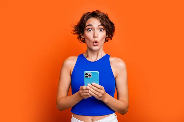 Photo Positive Shocked Girl Dressed Blue Top Communicating Modern Gadget — Stock Photo, Image