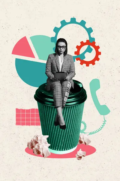 Colagem Imagem Vertical Mulher Negócios Com Organizador Sentado Grande Xícara — Fotografia de Stock