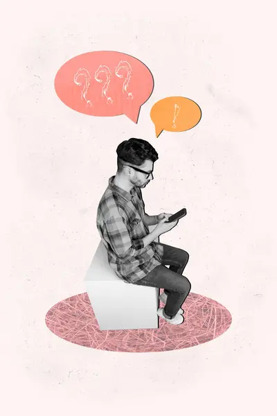 Pionowy Kompozytowy Kolaż Fotograficzny Młodego Człowieka Siedzącego Smartfonem Smsującym Online — Zdjęcie stockowe