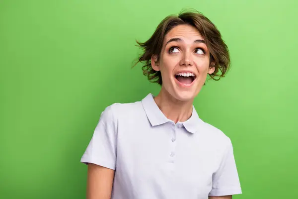 Photo Young Girl Surprised Looking Mockup Offer Buy New Gym — Stock Photo, Image