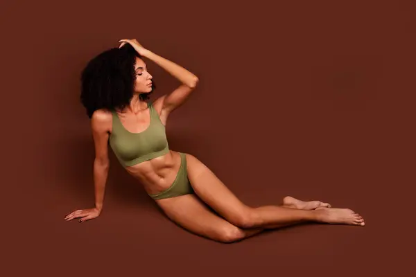 Foto Von Wunderschönen Entzückenden Dame Kein Filter Perfekte Athletische Körper — Stockfoto