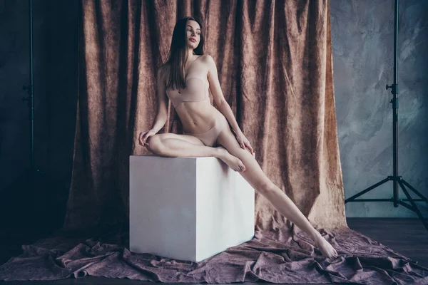 Photo Filter Stunning Girl Sitting White Platform Posing Wear Brand — Stock Photo, Image