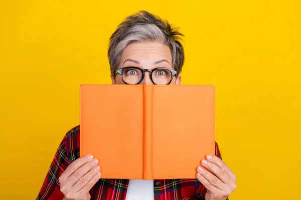 Portrait Aged Lady Hands Hold Book Cover Face Eyes Peek — Stock Photo, Image