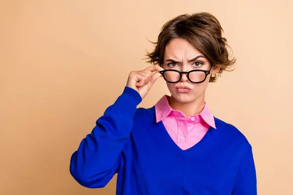 Photo Portrait Attractive Young Woman Touch Specs Skeptical Look Dressed — Stock Photo, Image