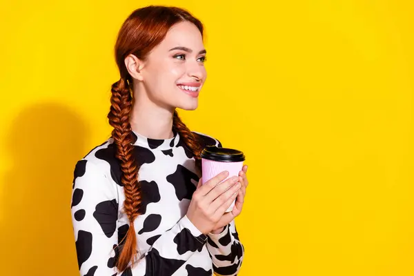 Photo Confident Positive Woman Wear Cow Skin Print Top Drinking — Stock Photo, Image