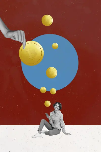 Vertical Imagem Colagem Criativa Empresária Ouro Bitcoin Moedas Criptografia Financiamento — Fotografia de Stock