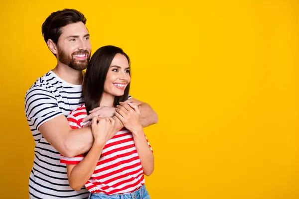 Photo Portrait Attractive Young Couple Hugging Look Empty Space Wear — Stock Photo, Image