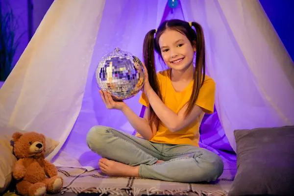 Photo Portrait Cute Small Girl Sit Floor Night Light Tent — Stock Photo, Image