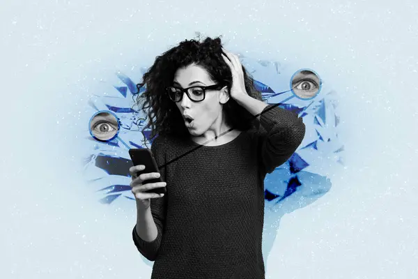 Kreatywny Kolaż Obraz Młoda Kobieta Zszokowany Zdumiony Reakcja Trzymać Smartfon — Zdjęcie stockowe
