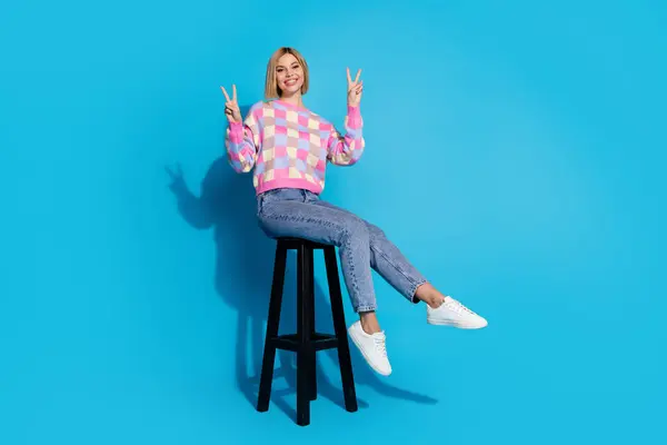 Full Size Photo Positive Cheerful Woman Dressed Colorful Sweater Sit — Stock Photo, Image