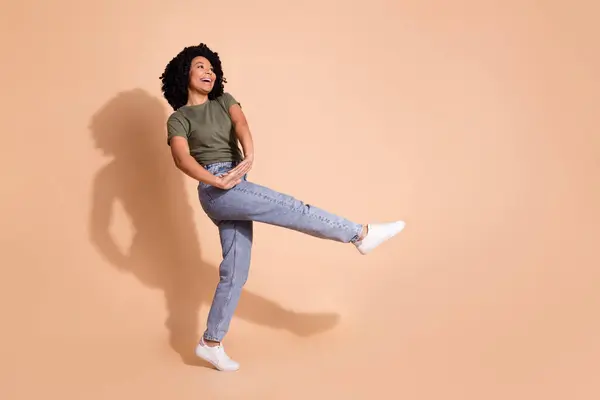 Full Length Photo Optimistic Woman Wear Khaki Shirt Jeans Dancing — Stock Photo, Image