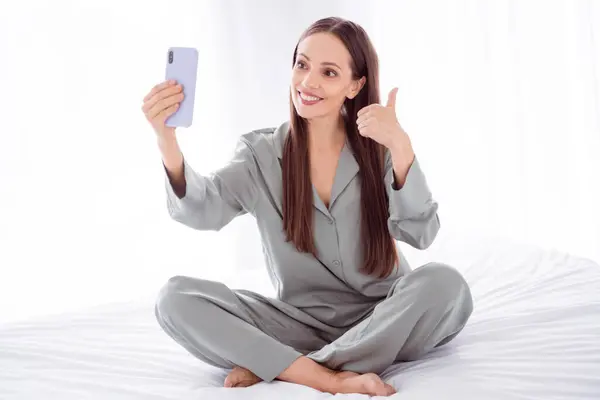Photo Cheerful Cute Charming Lady Wear Grey Pajama Recording Video — Stock Photo, Image